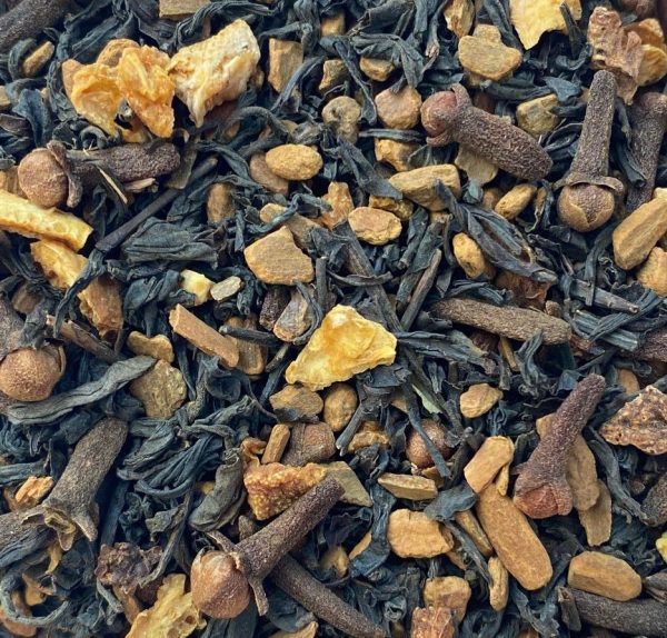An earthy black tea packed with mulling spices. Transport your taste buds to Christmas time with the cloves, cinnamon and cardamom.